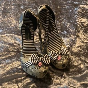 Size 6* Iron Fist